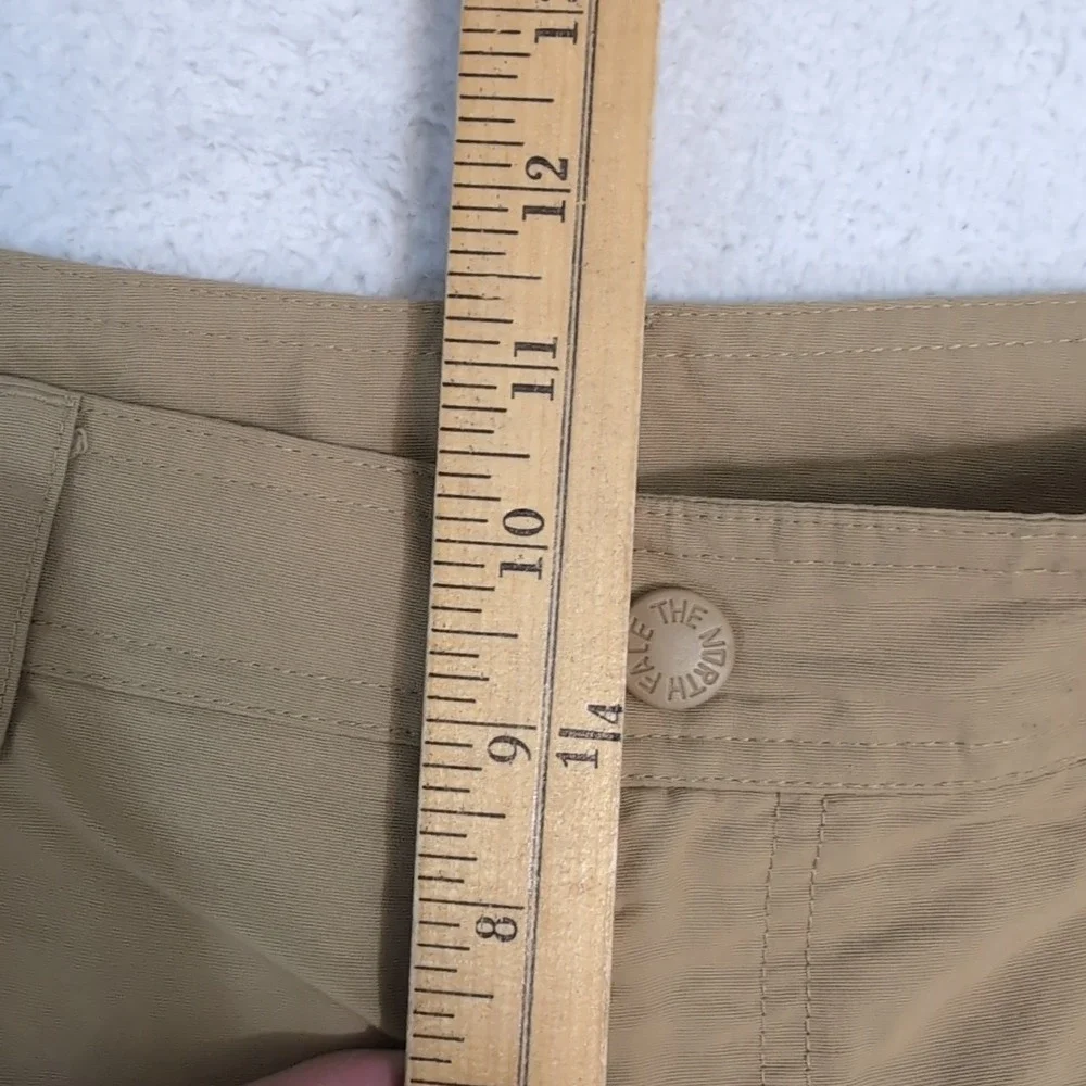 The North Face Indian Ridge Shorts‎ Mens 34x9 Regular Moab Khaki Mustard Brown